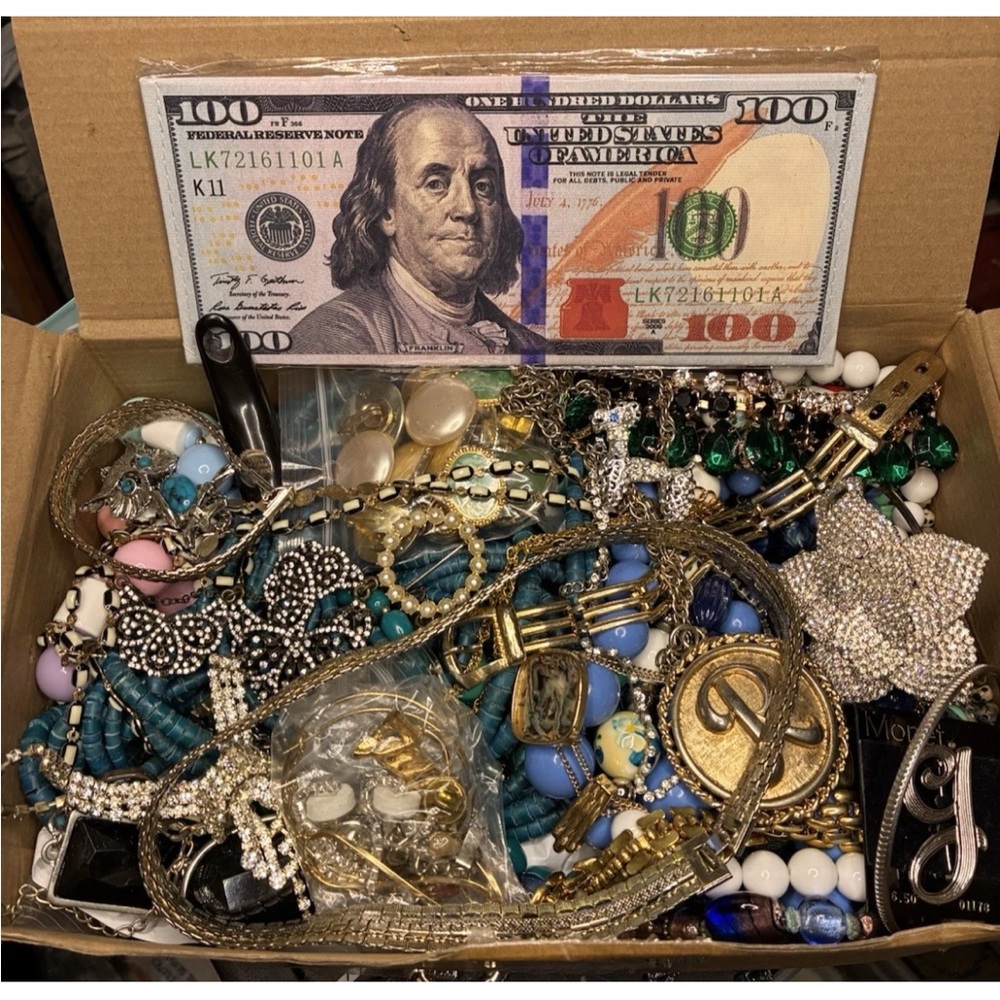 Vintage/Estate/Costume Jewelry Lot - 2lbs + $100 Wallet/Crown!
